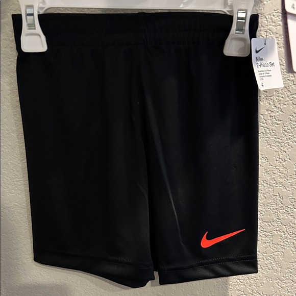 Nike Kids Little Boy Dri-Fit Short Sleeve T-Shirt and Shorts 2 Piece Set - Picture 2 of 4
